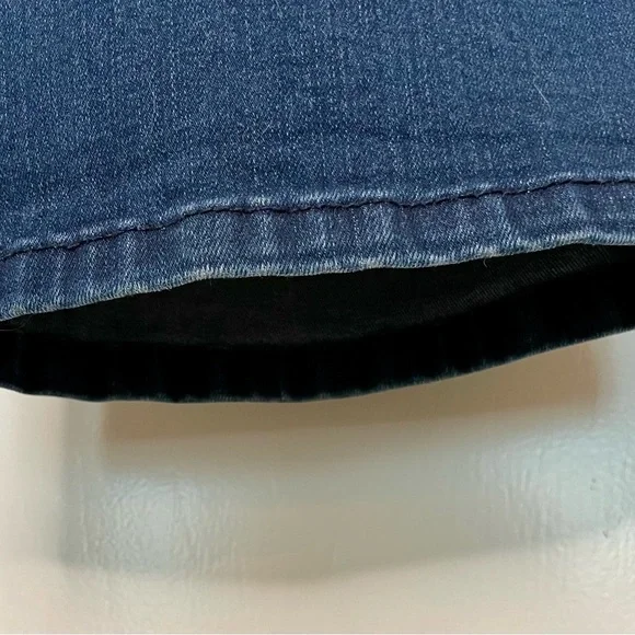 Chico’s So Slimming Jeans size 3 Short (petite) Denim Blue Medium Wash (large)16 - Picture 3 of 11